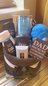 Towel Cake Last Minute Diy Fathers Day Gifts To Make Easy Homemade Gift Ideas For Me Diy Father S Day Gift Baskets Diy Father S Day Gifts Diy Gifts For Men