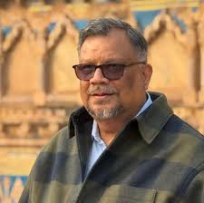 Deepak Chopra is 75, but his body is about 38. Here's how he does it.