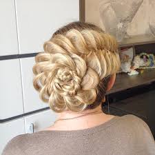 Getting your hair done for prom is a big deal. 28 Pretty Easy Prom Hairstyles For Short And Medium Length Hair In 2020