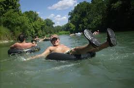 7 Best Places To Go Tubing In Texas This Summer Road Trip Fun Places To Go Tubing River