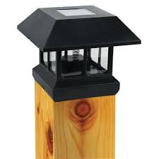 Features Solar Panel In Top Of Light Can Be Used To Mount To A 4 X 4 Post Or Can Be A Walklight Whe Solar Post Lights Garden Lamp Post Solar
