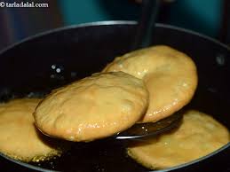 Khasta Kachori Recipe Moong Dal Khasta Kachori Chaat Recipe Chaat Recipes Food