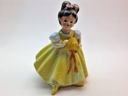 We Will Make Your Experience A Good One If You Give Us The Chance Ebay Yellow Springs Lefton Lefton Figurines
