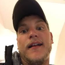 Shaun Dawes's Instagram, Twitter & Facebook