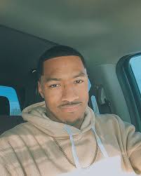 Shaquille Turner's Instagram, Twitter & Facebook