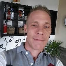 Dennis Cappel's Instagram, Twitter & Facebook