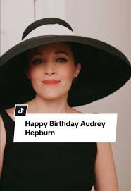 Grace Kelly Vintage Fashion