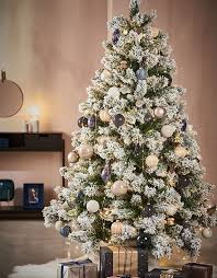 Zet Jij Ook Nu Al Je Kerstboom 5 Trends Voor Durvers En Voor Wie Liever Op Safe Speelt Woon Hln Be