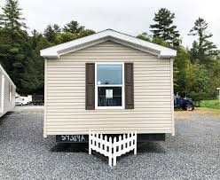 The master bedroom had a half bath in it that had the sink/vanity actually in the bedroom, the toilet was in a separate room. Ts104a Single Wide Mobile Home 14 X 80 76 Village Homes