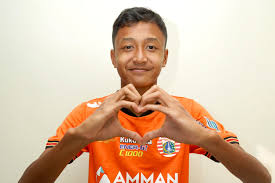 PROFIL DONY TRI PAMUNGKAS: HANYA BUTUH SATU TAHUN