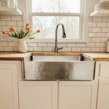 Like other modern kitchen sink faucets, the solid brass materials used in making it is laced with a brushed nickel finish which ensures durability and resist any corrosion and rust. 2021 Kitchen Trend Sinkology