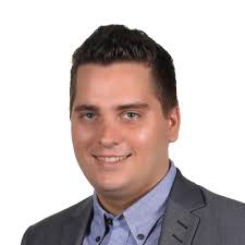 Peter Kiraly, Slovenec v Veliki Britaniji