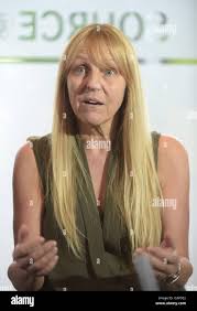 Alison Inglis, mother of judo athlete Stephanie Inglis, speaks to the media  in Edinburgh, Scotland, after Stephanie flew back home after being  critically injured in motorbike accident in Vietnam Stock Photo -