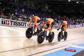 Groups (4 → 2) then single elimination. Olympische Spelen In Tokio 2021 Wat Is De Teamsprint Swiss Cycles