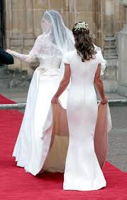 Kate Middleton And Her Sister Pippa Steal The Show As Young Bridesmaids Pippa Middleton Bridesmaid Pippa Middleton Wedding Pippa Middleton Wedding Dress