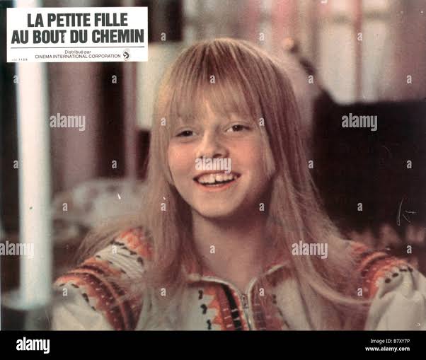 The Little Girl Who Lives Down the Lane Year: 1976 USA Jodie Foster  Director: Nicolas Gessner Stock Photo - Alamy