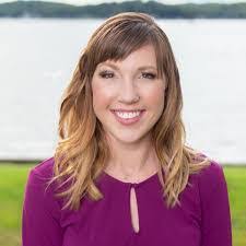 Lori Reddick's Instagram, Twitter & Facebook