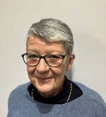 Tracy Adcock's Instagram, Twitter & Facebook