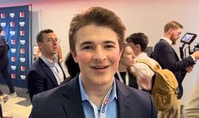 Kyle Mcnamee's Instagram, Twitter & Facebook