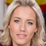 Laura papendick wechselt im sommer exklusiv zur unternehmensgruppe laura papendick ist eine tolle sportmoderatorin mit einem enorm großen fachwissen und einer starken präsenz. Moderatorin Laura Papendick Wechselt Von Sport1 Zu Rtl Turi2