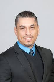 Omar Isordia's Instagram, Twitter & Facebook