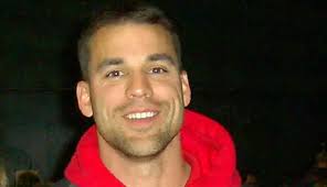 Pack coach Perry resigns head coaching post