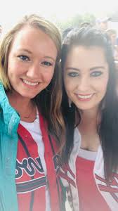 Amanda Herrington (@amandagrace08)