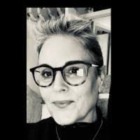 Janice Sands's Instagram, Twitter & Facebook