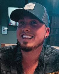 Cody Hollis's Instagram, Twitter & Facebook