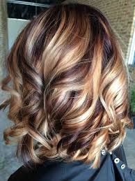 Braune haare mit blonden highlights können genauso kopfschüttelnd sein wie platinschlösser. Blonde Haare Mit Dunklen Strahnen 35 Ideen Und Pflegetipps Haarfarben Coole Haarfarben Frisuren Und Farbe