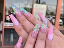Butterfly nail art patterns were a trend in the '90s, from hairpins to nail stickers, and now they're back! Aesthetic Acrylic Clear Butterfly Nails Largest Wallpaper Portal