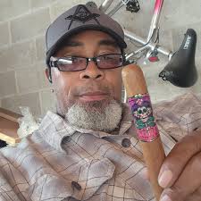 Cheers! 🥂 #StaySmokyFriends 🍃🔥💨😶‍🌫️