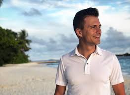 Олександр скічко заговорив голосом президента зеленського. Oleksandr Skichko Pokazav Yak I De Vidpochivaye Glamurchik Tochka Net