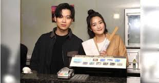 Wang rose to fame in 2019 with her role in john hsu's psychological horror film detention. çŽ‹æ·¨è„«é›¢ è¤‡èº«çŠ¯ å‚²å¬Œæ„Ÿèˆ‡é«˜çˆ¾å®£ç•¶