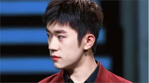 Hai dự án phim điện ảnh của Dịch Dương Thiên Tỉ bị tiết lộ, sắp hợp tác với  Ngô Kinh, Lưu Hạo Nhiên?