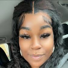 Lula Glover's Instagram, Twitter & Facebook