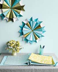 Easy To Make Paper Decorations For Your Wedding Paper Decorations Paper Medallions Paper Crafts