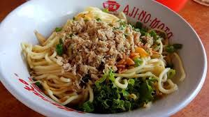 Untuk menemukan penjual mie ayam, nggak begitu susah hampir setiap tempat pasti ada penjual mie ayam. Resep Mi Ayam Pangsit Spesial Rasa Mantap Buatan Sendiri Lifestyle Fimela Com