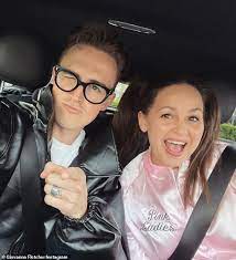 In 2016, tom fletcher released his first solo writing project the christmasaurus, a book that immediately caught the imaginations of children across the. 7cpktemraxtrnm