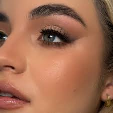 Olivia Rock (@oliviacaterock) • Instagram photos and videos