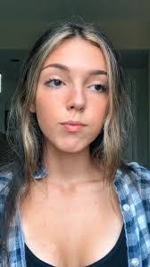 Briana Bennett's Instagram, Twitter & Facebook