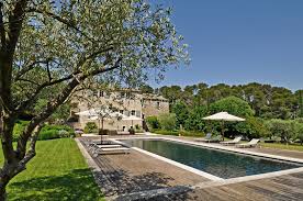 Charming Property To Rent Near Saint Remy De Provence Heated Swimming Pool And Tennis Court Emile Maison De Vacances Terrasse Maison Saint Remy De Provence