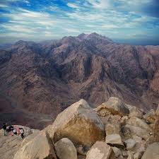 Meditate On These 15 Sacred Mountain Peaks Sacred Mountain Egypt Mountain Peak
