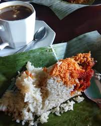 Untu juga bisa diganti dengan srikaya, namanya pulut srikaya. Ambon Delicious Snacks The Taste Of Maluku