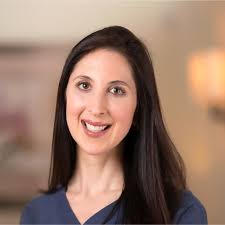 Sarah Carlton's Instagram, Twitter & Facebook