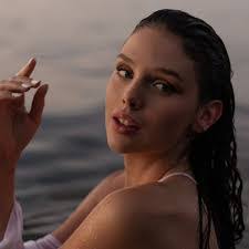 Juliette Gauthier's Instagram, Twitter & Facebook