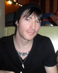 South Side Anti-Racist Action: Known White Supremacist Tom Christensen Sent  to Hospital by Antifa