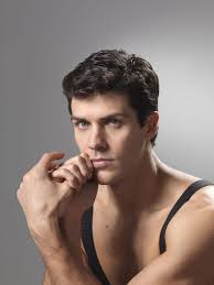 The royal ballet, mariinsky ballet, bolshoi ballet, and. Roberto Bolle Chi E Il Nuovo Fidanzato Daniel Lee Anni Lavoro Foto