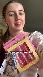 lovee 🫶🏻 #pacsun #christmasgiftideas #giftset #holidaygifts #hoodie #fyp  #foryou #viral #perfectgift