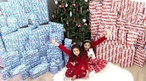 Magical, meaningful items you can't find anywhere else. Christmas Morning Opening Presents Frozen Elsa Anna Toys Lol Surprise Family Fun Kids Toys Youtube